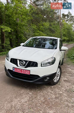 Позашляховик / Кросовер Nissan Qashqai 2011 в 