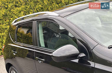 Внедорожник / Кроссовер Nissan Qashqai 2011 в 