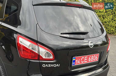 Внедорожник / Кроссовер Nissan Qashqai 2011 в 