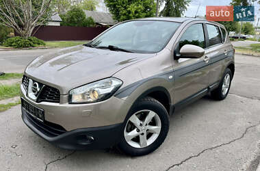 Позашляховик / Кросовер Nissan Qashqai 2012 в Черкасах