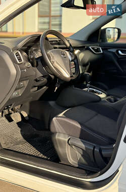 Внедорожник / Кроссовер Nissan Qashqai 2014 в 