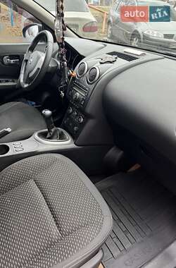 Позашляховик / Кросовер Nissan Qashqai 2008 в 