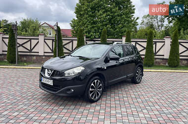 Позашляховик / Кросовер Nissan Qashqai 2011 в Чернівцях