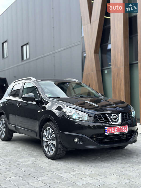 Внедорожник / Кроссовер Nissan Qashqai 2013 в Луцке