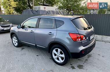 Позашляховик / Кросовер Nissan Qashqai 2010 в 