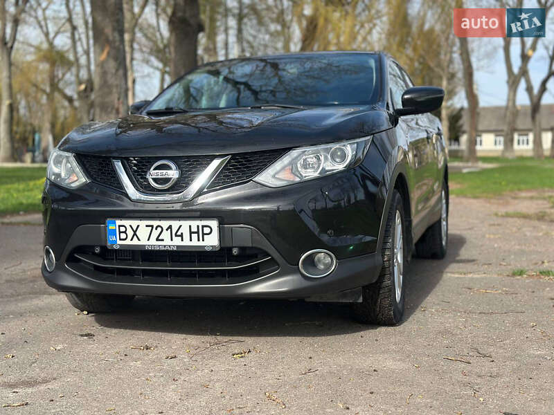 Внедорожник / Кроссовер Nissan Qashqai 2015 в 