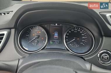 Позашляховик / Кросовер Nissan Qashqai 2020 в 