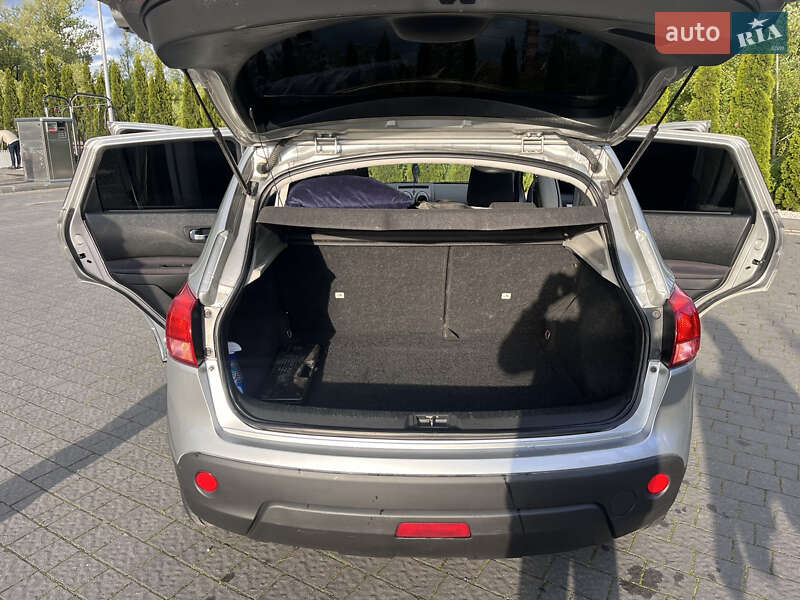 Внедорожник / Кроссовер Nissan Qashqai 2009 в Надворной