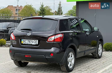 Позашляховик / Кросовер Nissan Qashqai 2011 в 