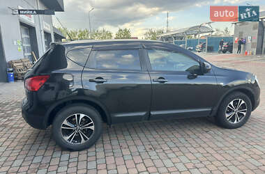 Внедорожник / Кроссовер Nissan Qashqai 2009 в 