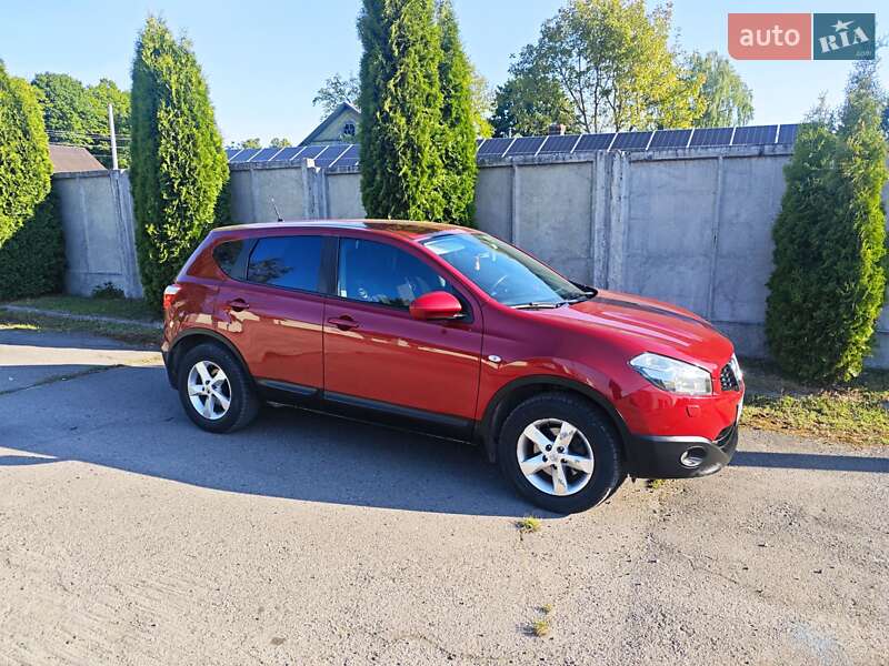 Внедорожник / Кроссовер Nissan Qashqai 2013 в Рокитном