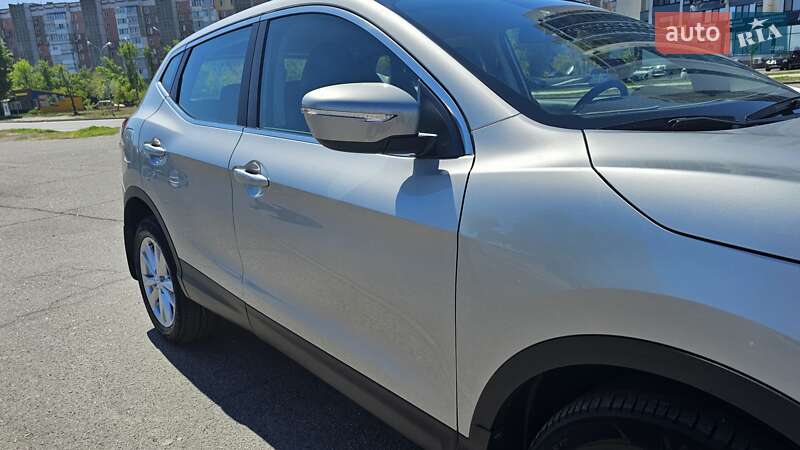 Позашляховик / Кросовер Nissan Qashqai 2014 в Черкасах фото 10 Позашляховик / Кросовер Nissan Qashqai 2014 в Черкасах