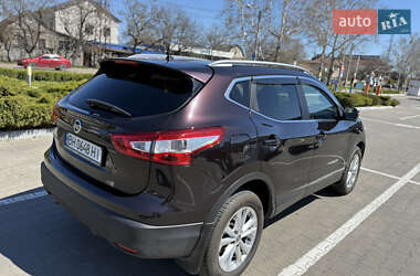 Позашляховик / Кросовер Nissan Qashqai 2014 в 