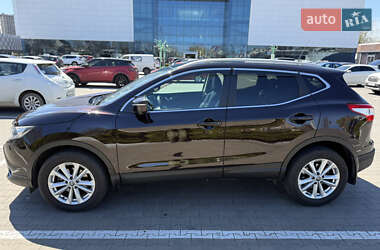 Позашляховик / Кросовер Nissan Qashqai 2014 в 