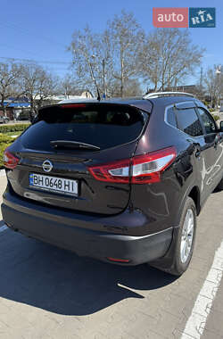 Позашляховик / Кросовер Nissan Qashqai 2014 в 