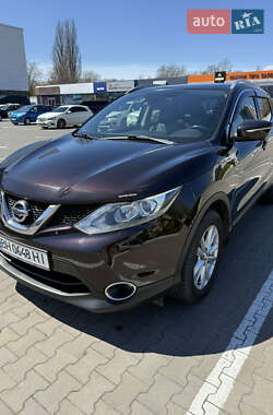Позашляховик / Кросовер Nissan Qashqai 2014 в 