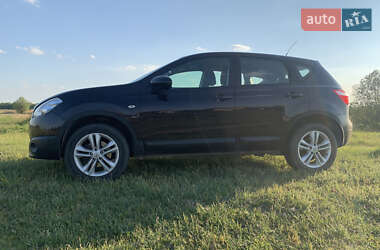 Позашляховик / Кросовер Nissan Qashqai 2010 в Луцьку