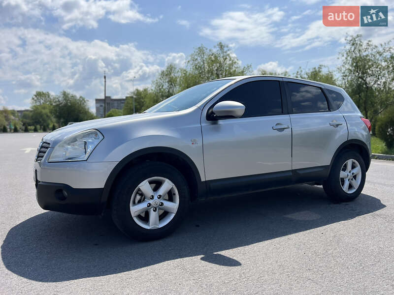 Внедорожник / Кроссовер Nissan Qashqai 2008 в 
