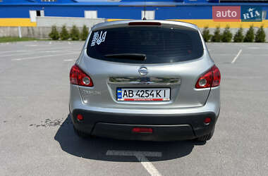 Внедорожник / Кроссовер Nissan Qashqai 2008 в 