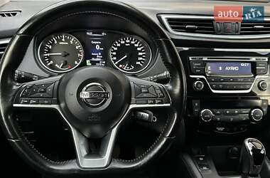 Позашляховик / Кросовер Nissan Qashqai 2018 в 