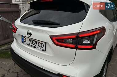 Позашляховик / Кросовер Nissan Qashqai 2018 в 