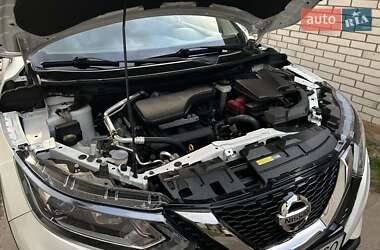 Позашляховик / Кросовер Nissan Qashqai 2018 в 