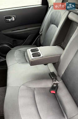 Внедорожник / Кроссовер Nissan Qashqai 2011 в 