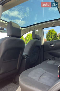 Внедорожник / Кроссовер Nissan Qashqai 2012 в 