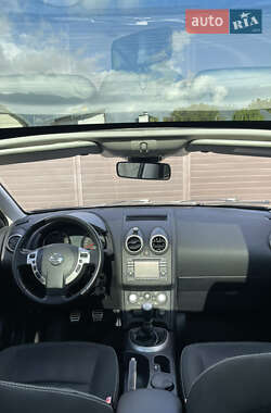 Внедорожник / Кроссовер Nissan Qashqai 2012 в 