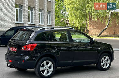 Внедорожник / Кроссовер Nissan Qashqai 2010 в 