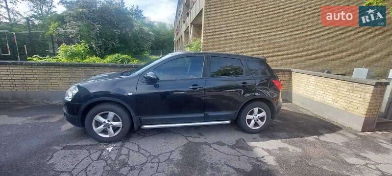 Внедорожник / Кроссовер Nissan Qashqai 2007 в 