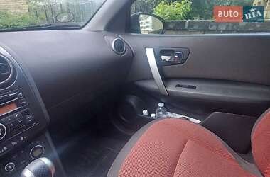 Внедорожник / Кроссовер Nissan Qashqai 2007 в 