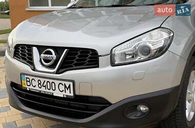 Позашляховик / Кросовер Nissan Qashqai 2011 в 