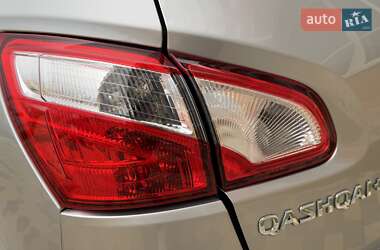 Позашляховик / Кросовер Nissan Qashqai 2011 в 