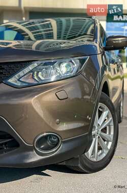 Позашляховик / Кросовер Nissan Qashqai 2014 в 