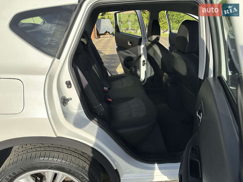 Позашляховик / Кросовер Nissan Qashqai 2013 в Самборі