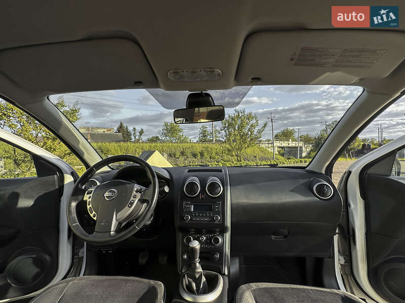 Позашляховик / Кросовер Nissan Qashqai 2013 в Самборі