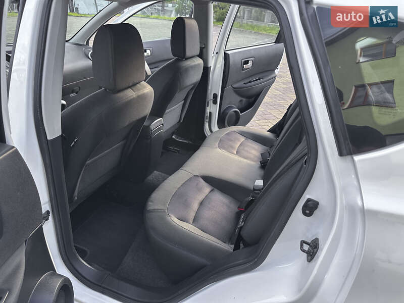Позашляховик / Кросовер Nissan Qashqai 2013 в Самборі