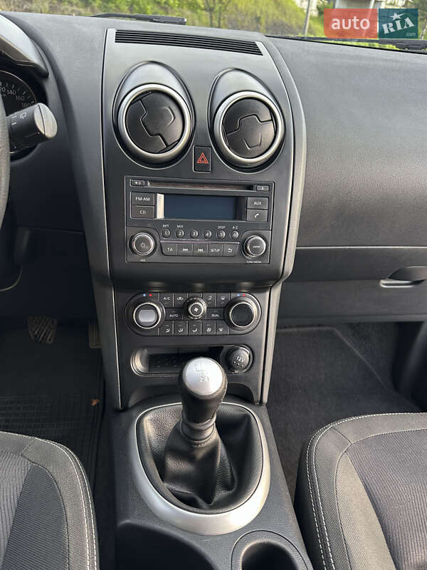 Позашляховик / Кросовер Nissan Qashqai 2013 в Самборі