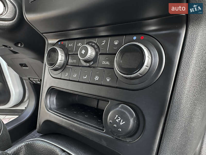 Позашляховик / Кросовер Nissan Qashqai 2013 в Самборі