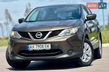 Внедорожник / Кроссовер Nissan Qashqai 2016 в Харькове