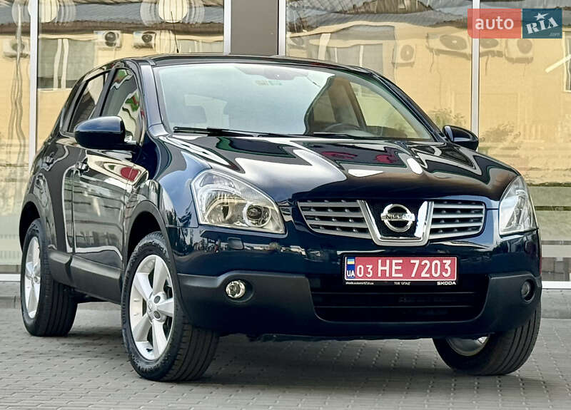 Позашляховик / Кросовер Nissan Qashqai 2010 в 