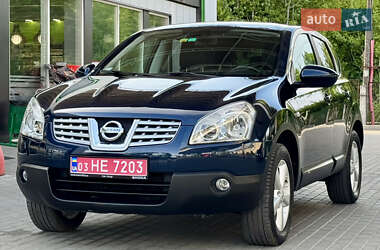 Позашляховик / Кросовер Nissan Qashqai 2010 в 