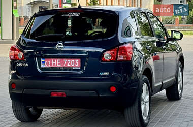 Позашляховик / Кросовер Nissan Qashqai 2010 в 