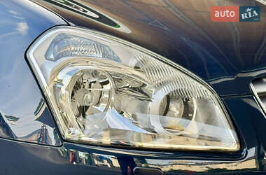 Позашляховик / Кросовер Nissan Qashqai 2010 в 