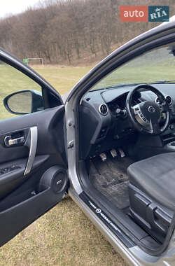 Внедорожник / Кроссовер Nissan Qashqai 2012 в 