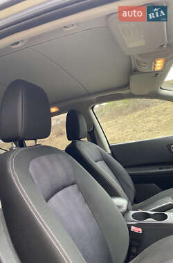 Внедорожник / Кроссовер Nissan Qashqai 2012 в 