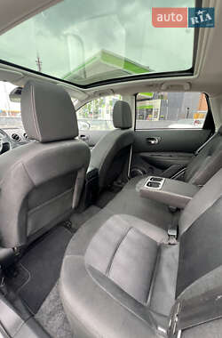 Позашляховик / Кросовер Nissan Qashqai 2011 в 
