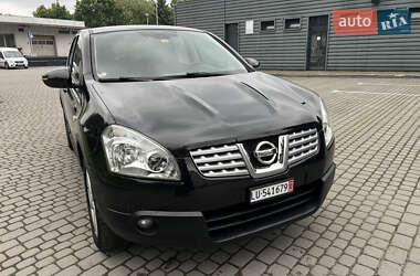 Внедорожник / Кроссовер Nissan Qashqai 2009 в 