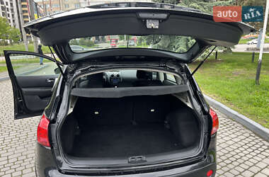 Внедорожник / Кроссовер Nissan Qashqai 2009 в 
